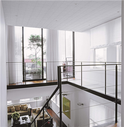 12F_SLZ026001.JPG